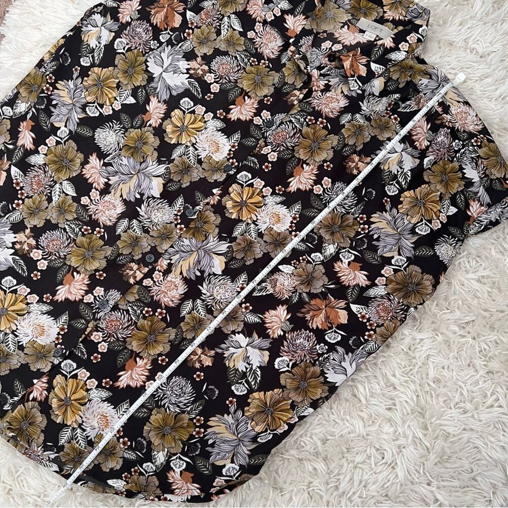 Loft Outlet Floral Patterned Button Front Shirt Size M - Picture 6 of 7